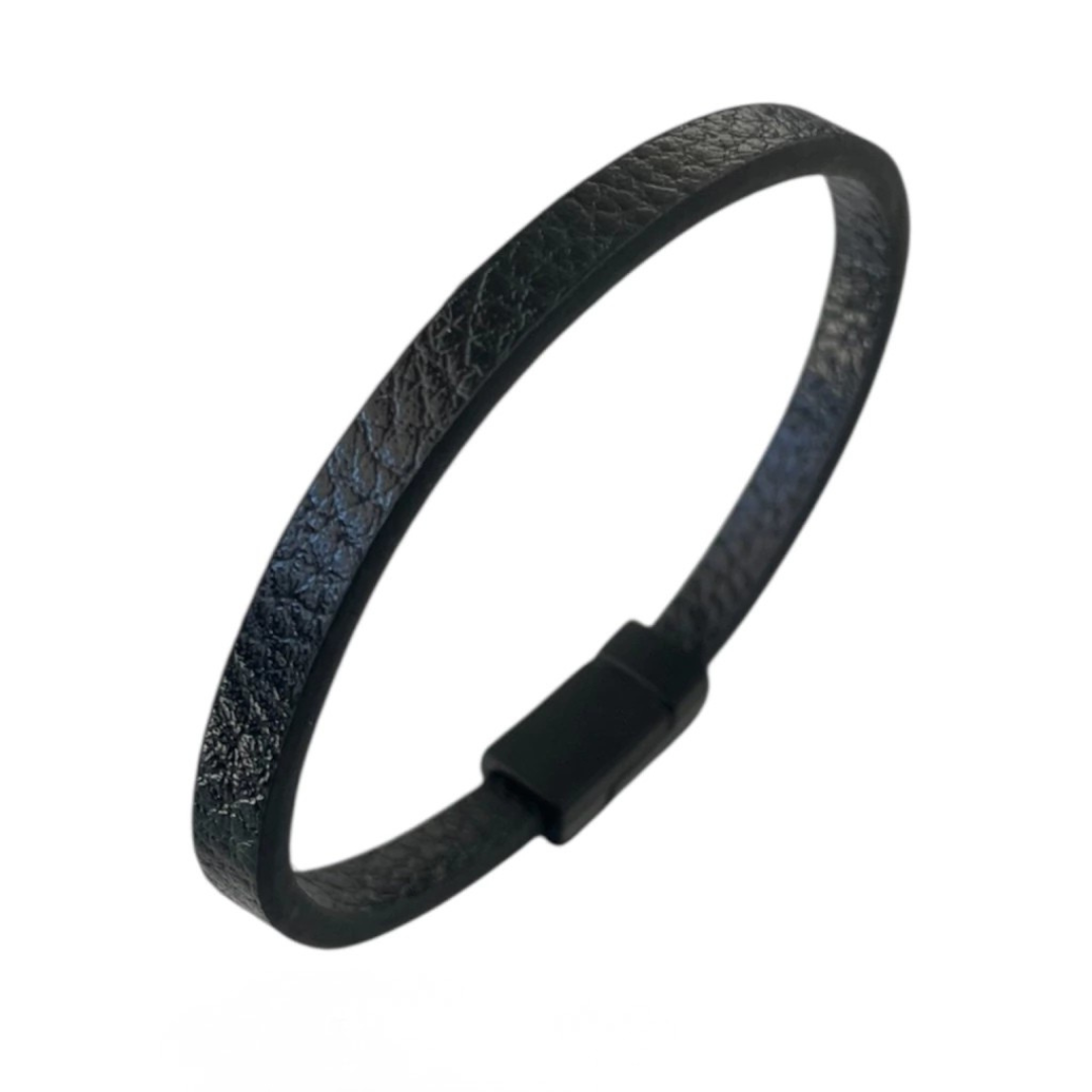 Minimalist Leather Bracelet with Black Clasp